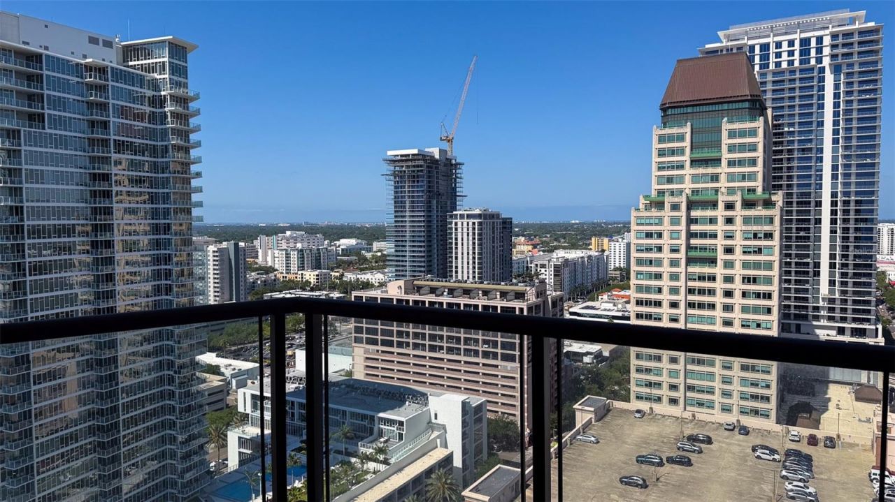 1 Beach Drive Se, Unit 2512, Saint Petersburg, FL 33701 Photo