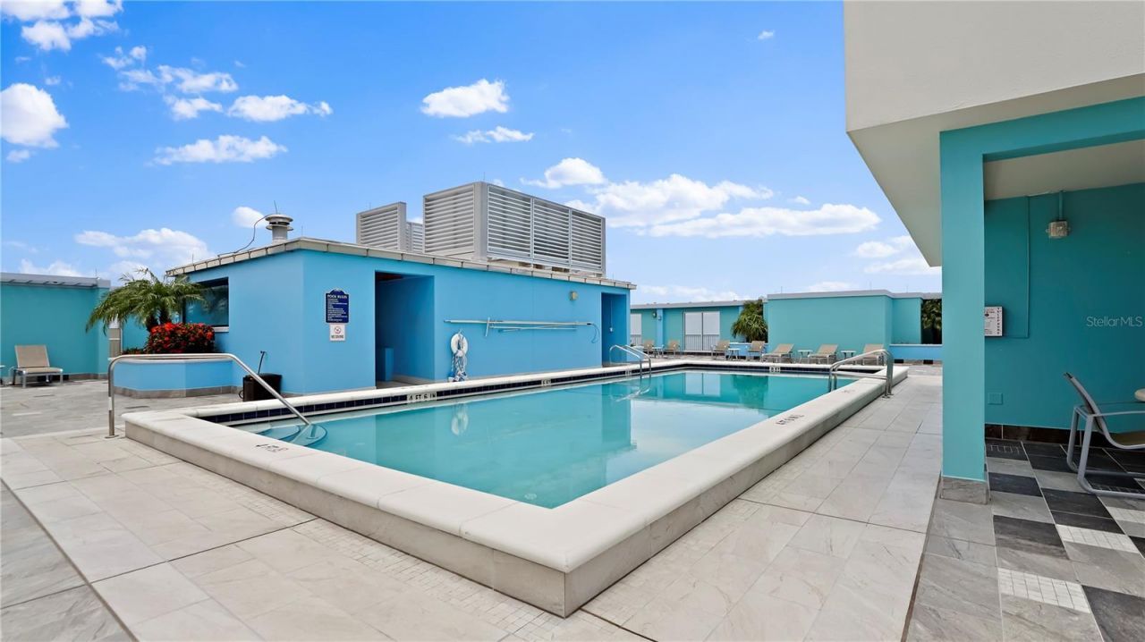 1 Beach Drive Se, Unit 2512, Saint Petersburg, FL 33701 Photo