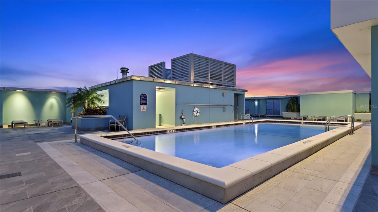 1 Beach Drive Se, Unit 2512, Saint Petersburg, FL 33701 Photo
