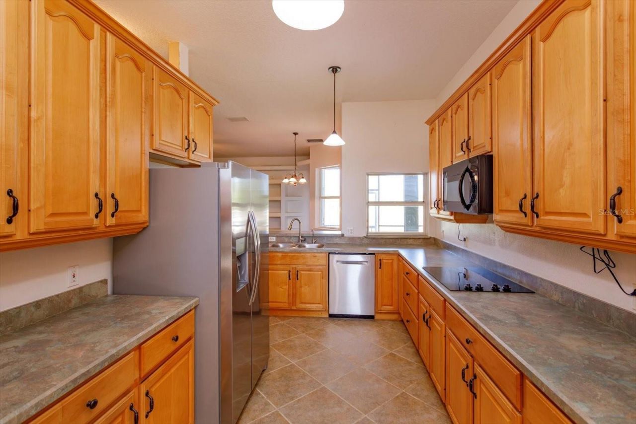 3335 Riverhead Drive, Deltona, FL 32738 Photo