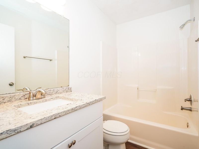 3462 Makady Court , Canal Winchester, OH 43110 Photo 13