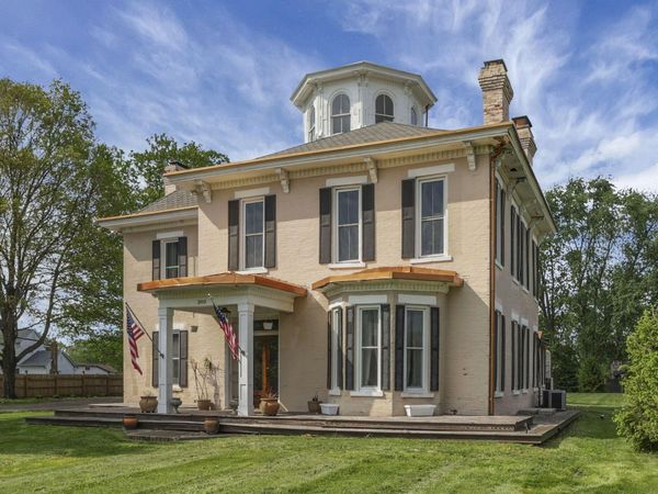 380 W Columbus Street, Pickerington, OH 43147