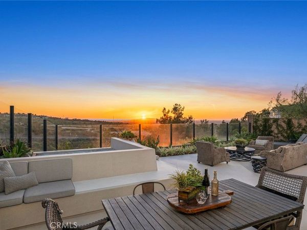 42 Gardenpath, Irvine, CA 92603