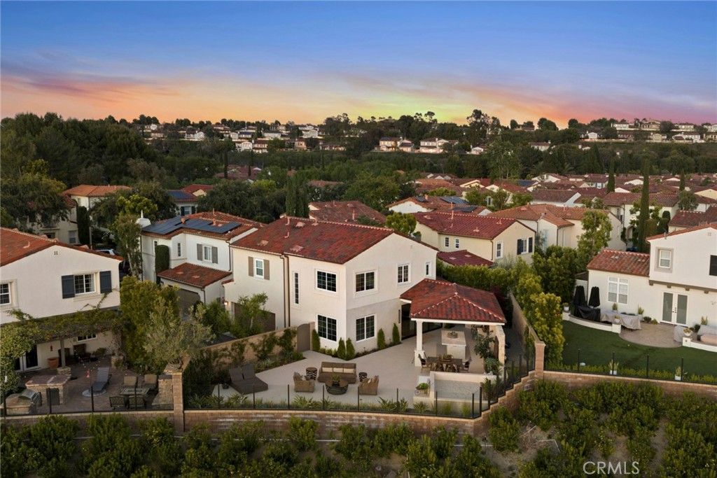42 Gardenpath, Irvine, CA 92603 Main Photo