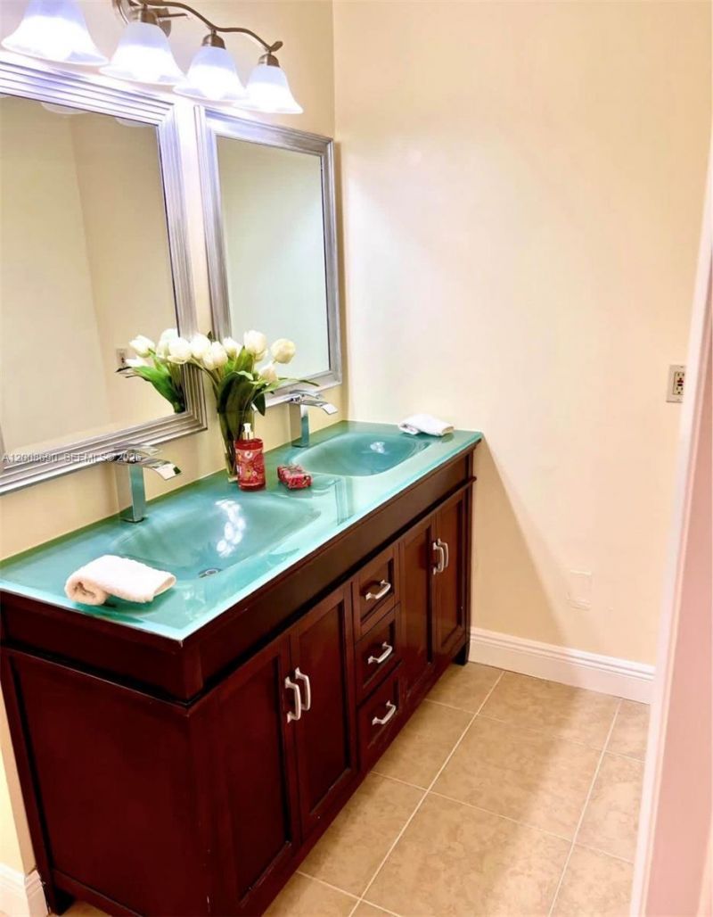 Please Call For Address, Miami, FL 33173 Photo