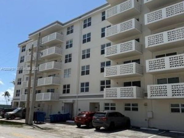 1901 S Ocean Dr , Unit 207, Hollywood, FL 33019