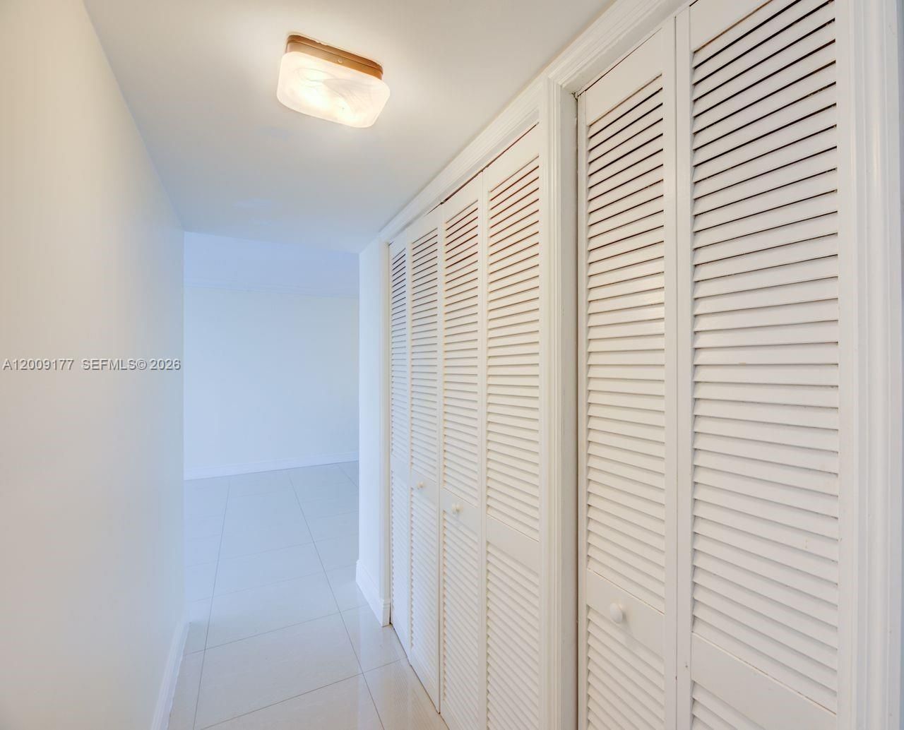 2500 NE 135th St , Unit C1011, North Miami, FL 33181 Photo