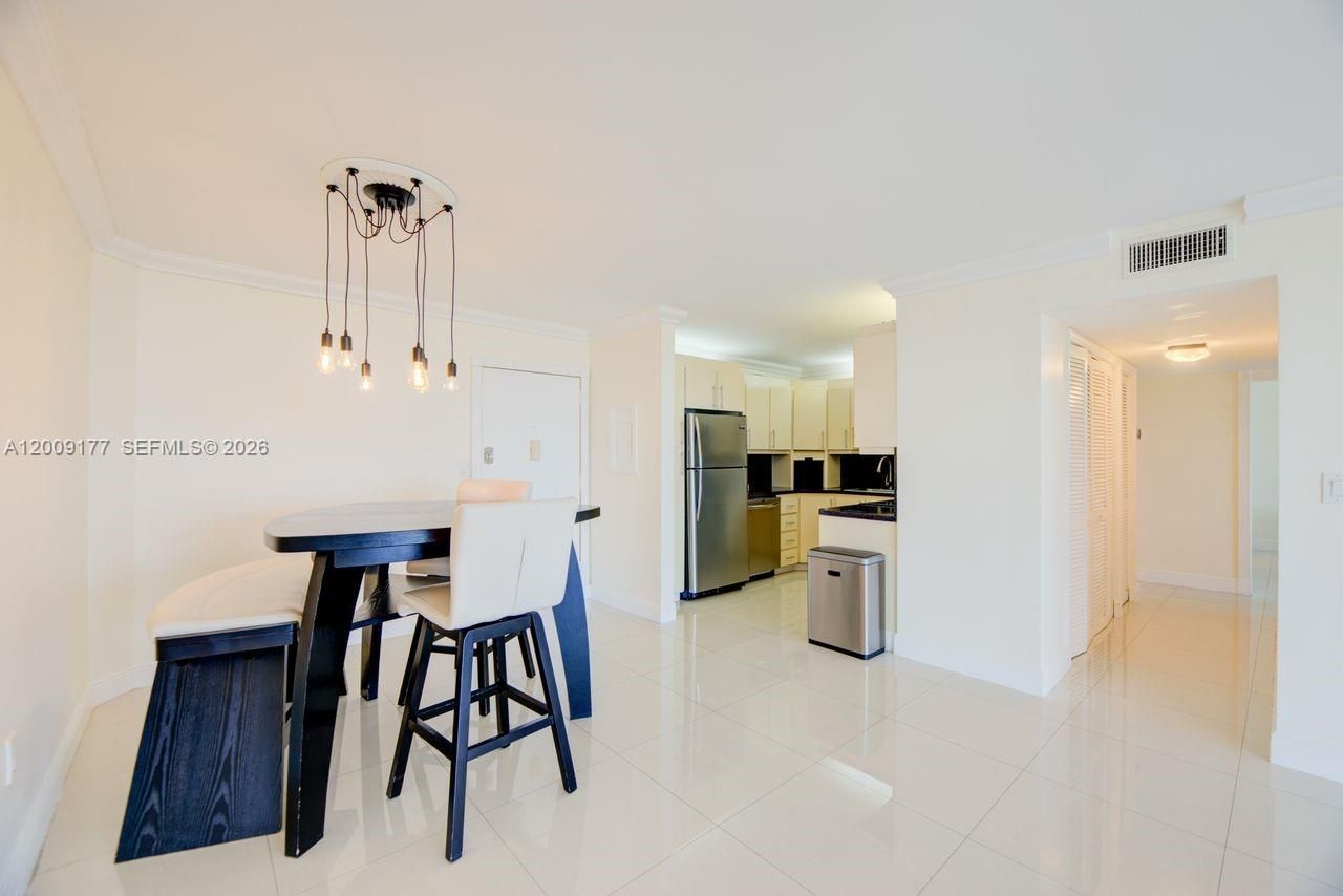 2500 NE 135th St , Unit C1011, North Miami, FL 33181 Photo
