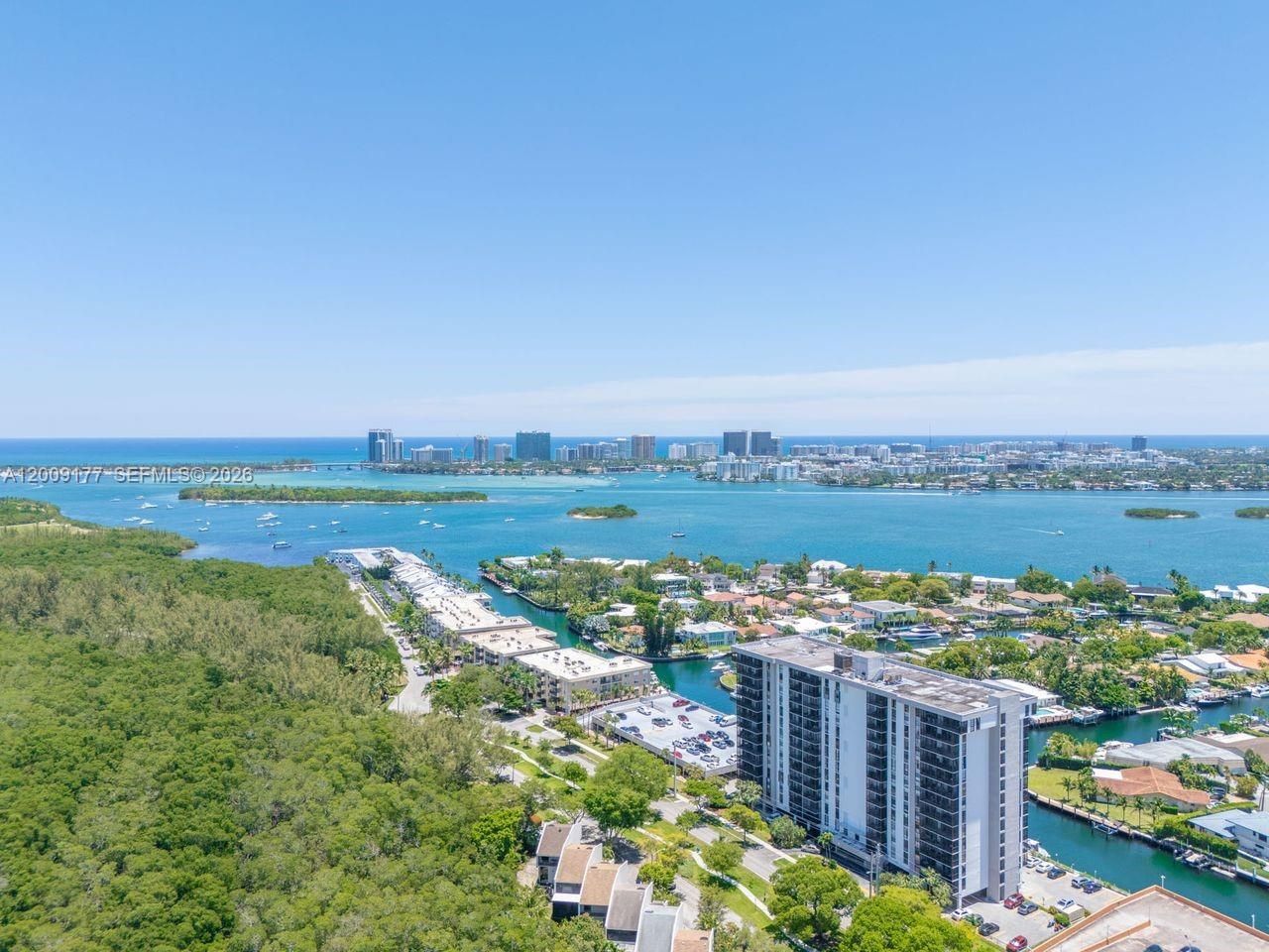 2500 NE 135th St , Unit C1011, North Miami, FL 33181 Photo