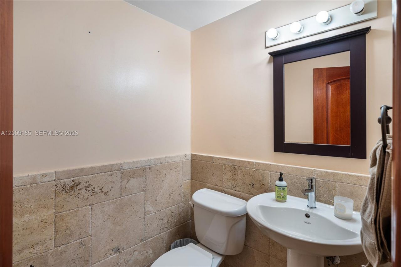 601 NE 36th St , Unit 2908, Miami, FL 33137 Photo