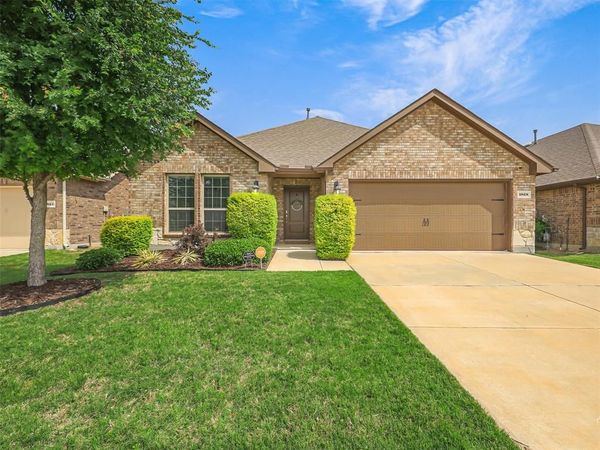 1028 Azure Lane , Celina, TX 75009