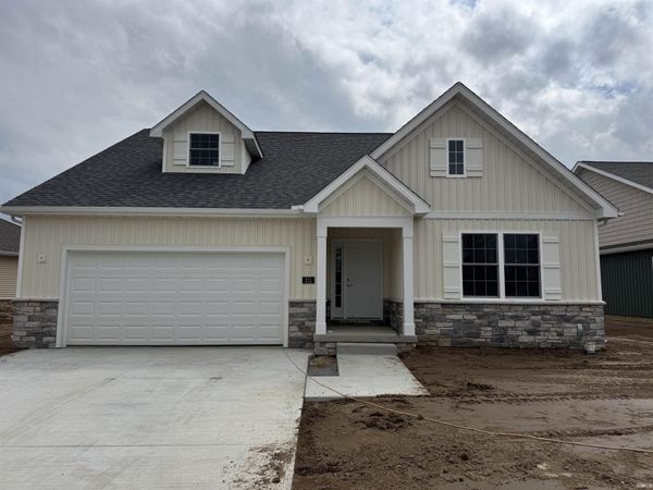 211 Dunes Park Drive, Unit 26, Culver, IN 46511