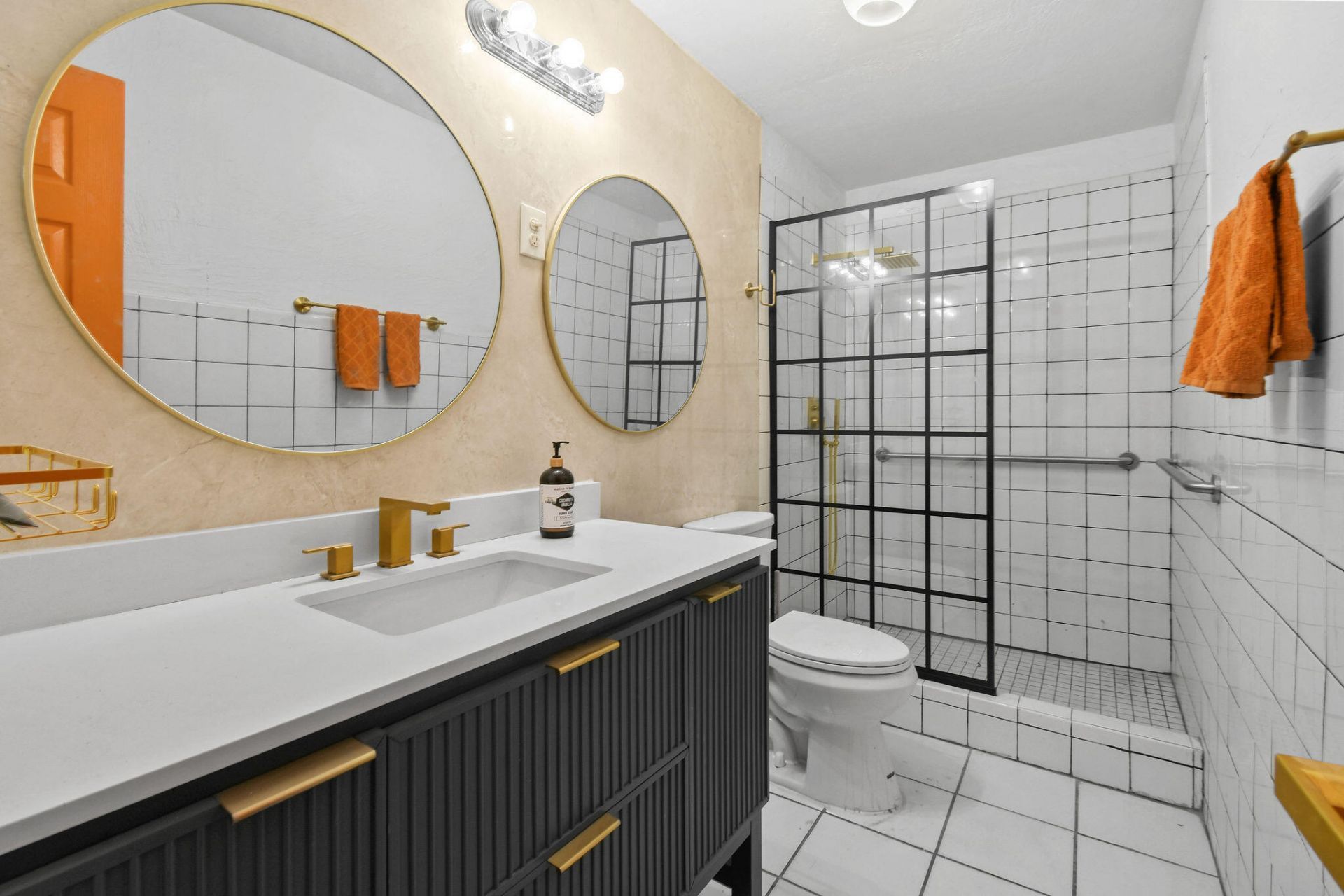 943 Charles Street, West Palm Beach, FL 33401 Photo