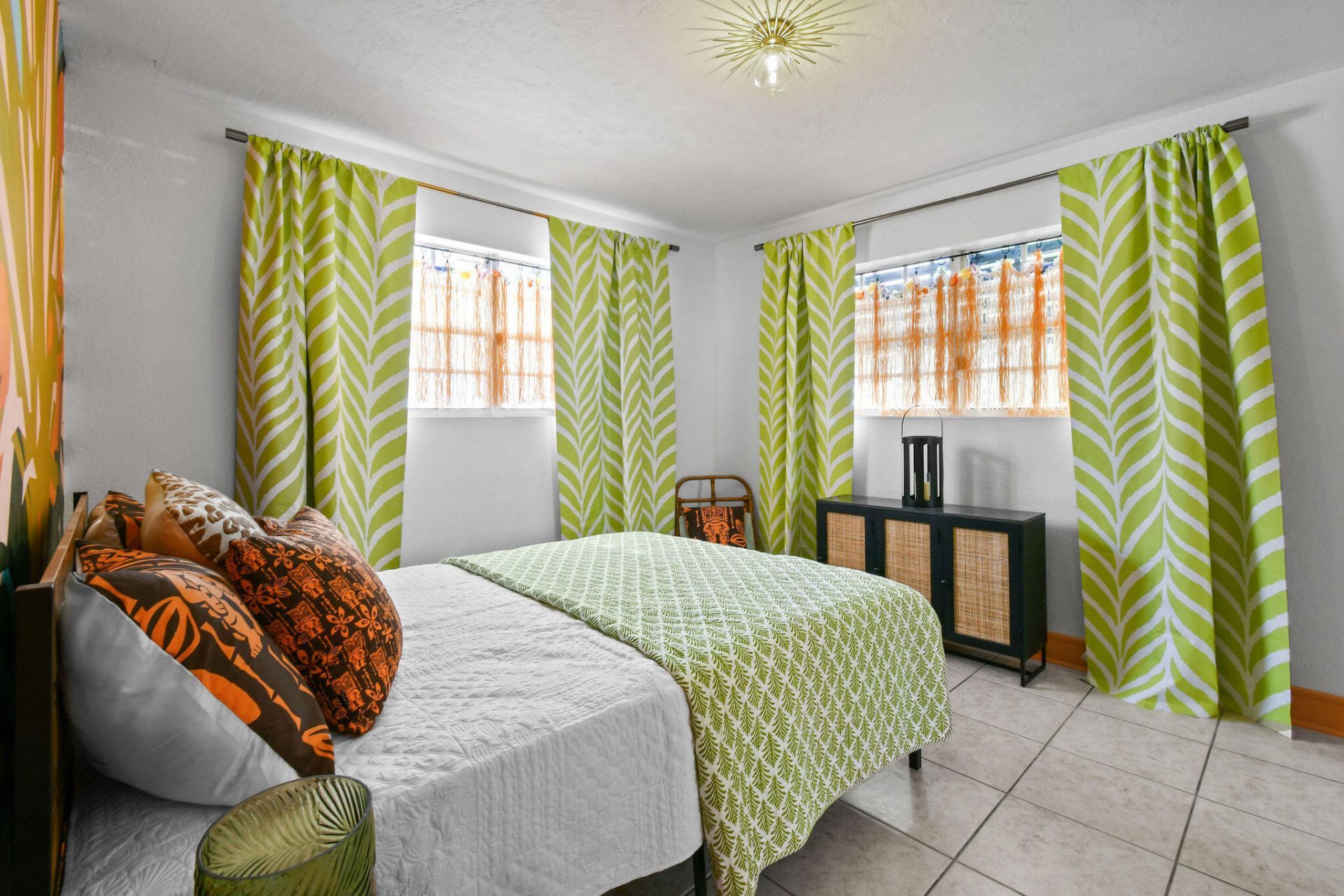 943 Charles Street, West Palm Beach, FL 33401 Photo