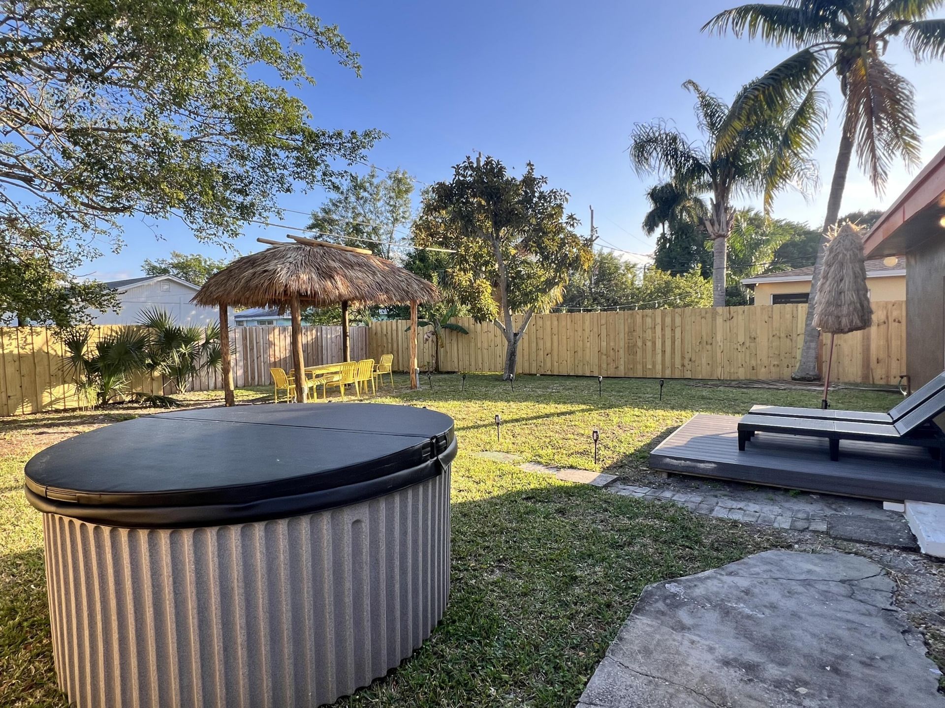 943 Charles Street, West Palm Beach, FL 33401 Photo