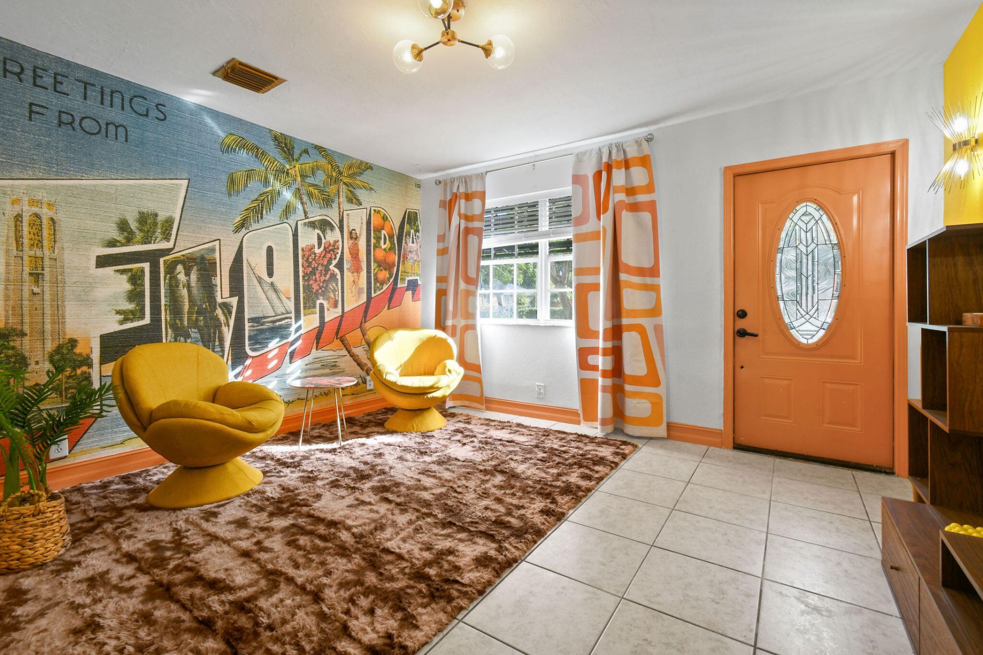 943 Charles Street, West Palm Beach, FL 33401 Photo