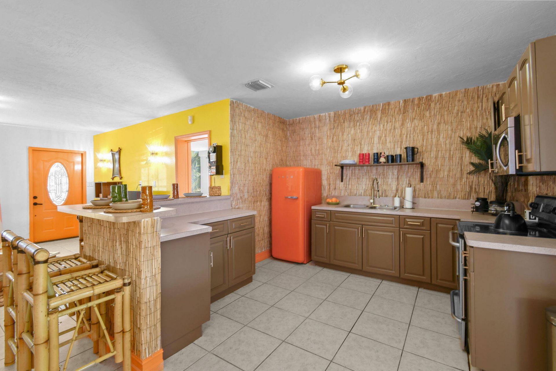 943 Charles Street, West Palm Beach, FL 33401 Photo