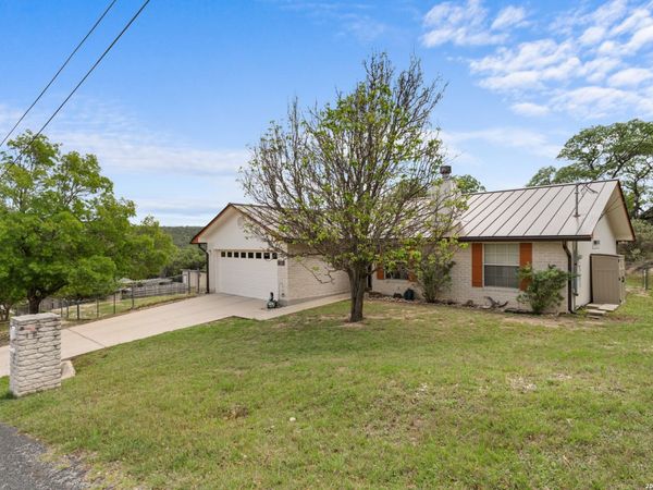 128 RIDGE GROVE RD, Kerrville, TX 78028