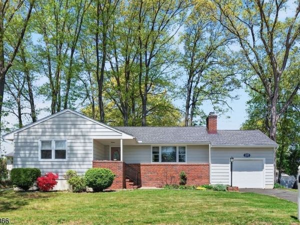 153 8Th St, Piscataway, NJ 08854