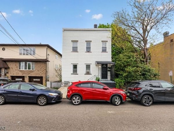 165 Macarthur Ave, Garfield, NJ 07026