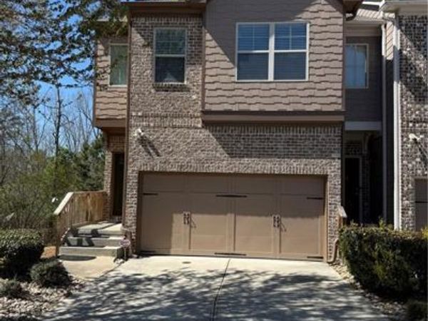 1921 Paxton Ridge Court , Lilburn, GA 30047