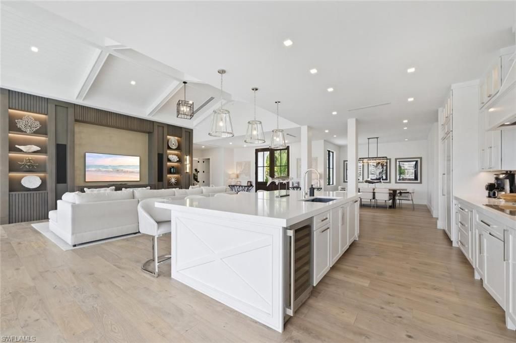 200 Bahia Pt, Naples, FL 34103 Photo
