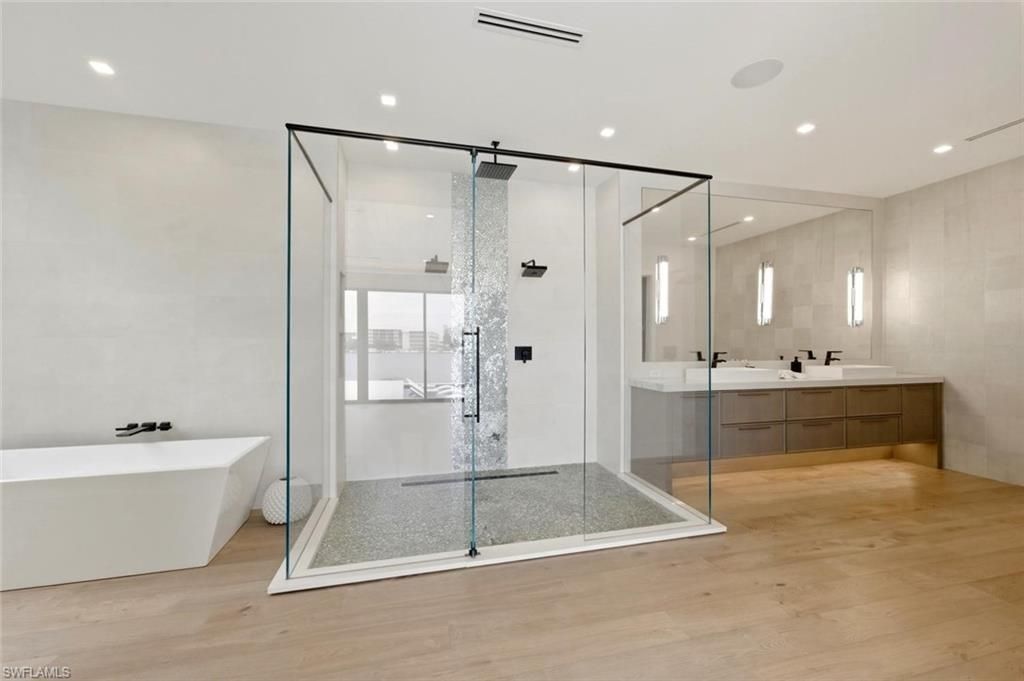 200 Bahia Pt, Naples, FL 34103 Photo