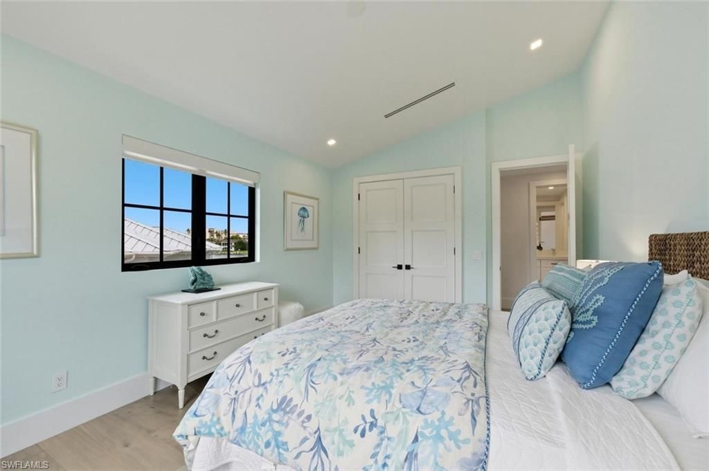200 Bahia Pt, Naples, FL 34103 Photo