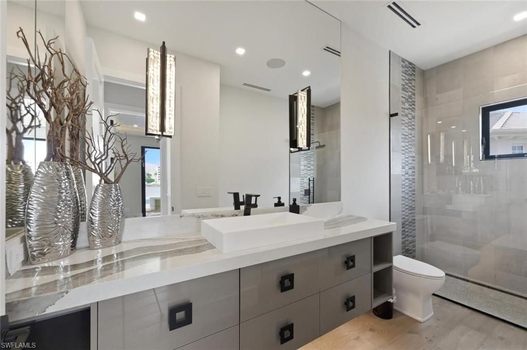 200 Bahia Pt, Naples, FL 34103 Photo