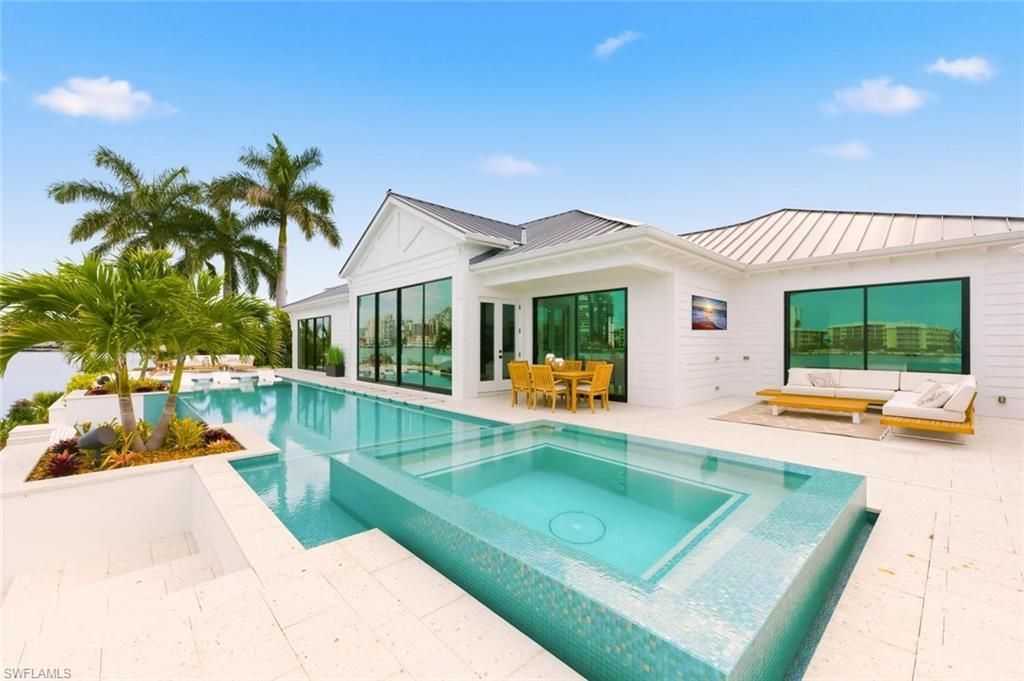 200 Bahia Pt, Naples, FL 34103 Photo