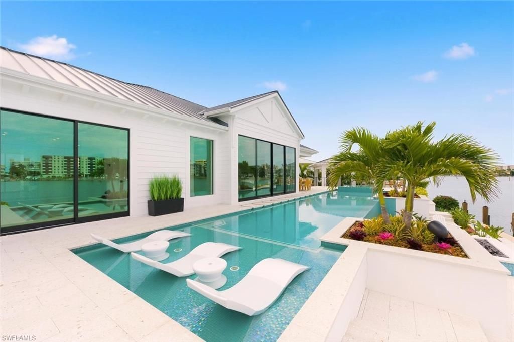 200 Bahia Pt, Naples, FL 34103 Photo