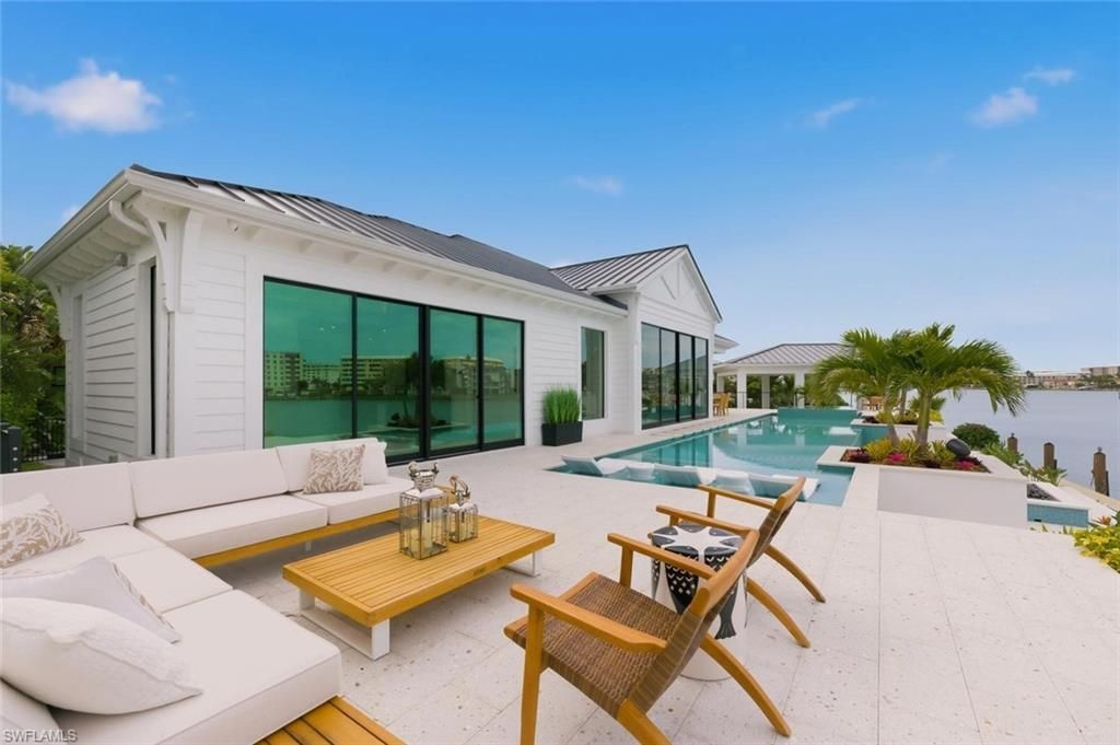 200 Bahia Pt, Naples, FL 34103 Photo