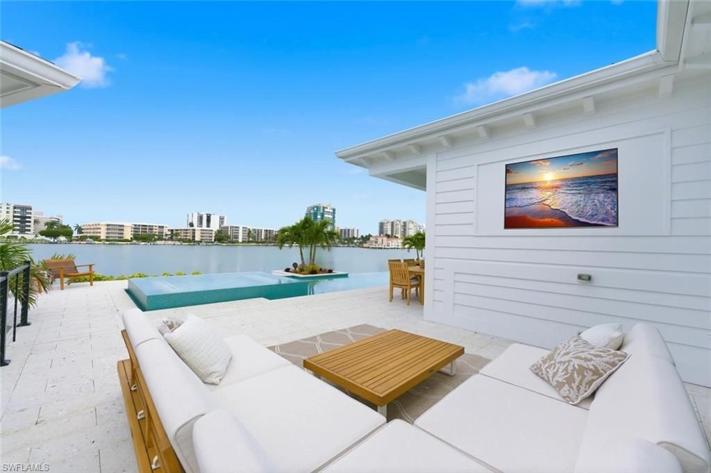 200 Bahia Pt, Naples, FL 34103 Photo