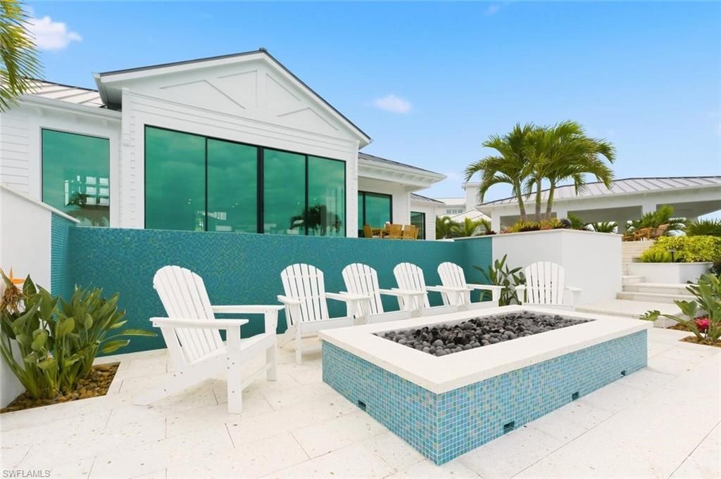 200 Bahia Pt, Naples, FL 34103 Photo