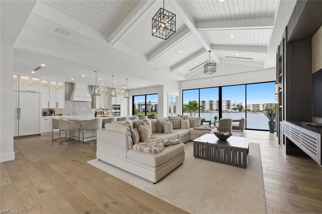 200 Bahia Pt, Naples, FL 34103 Photo