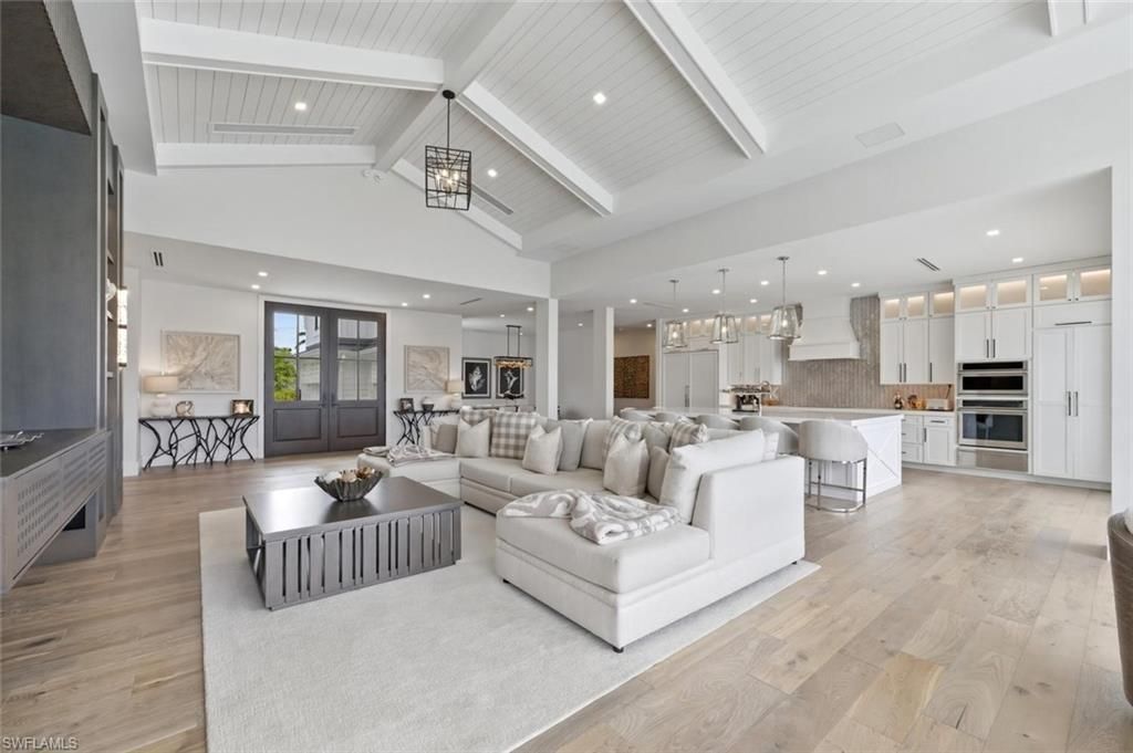 200 Bahia Pt, Naples, FL 34103 Photo