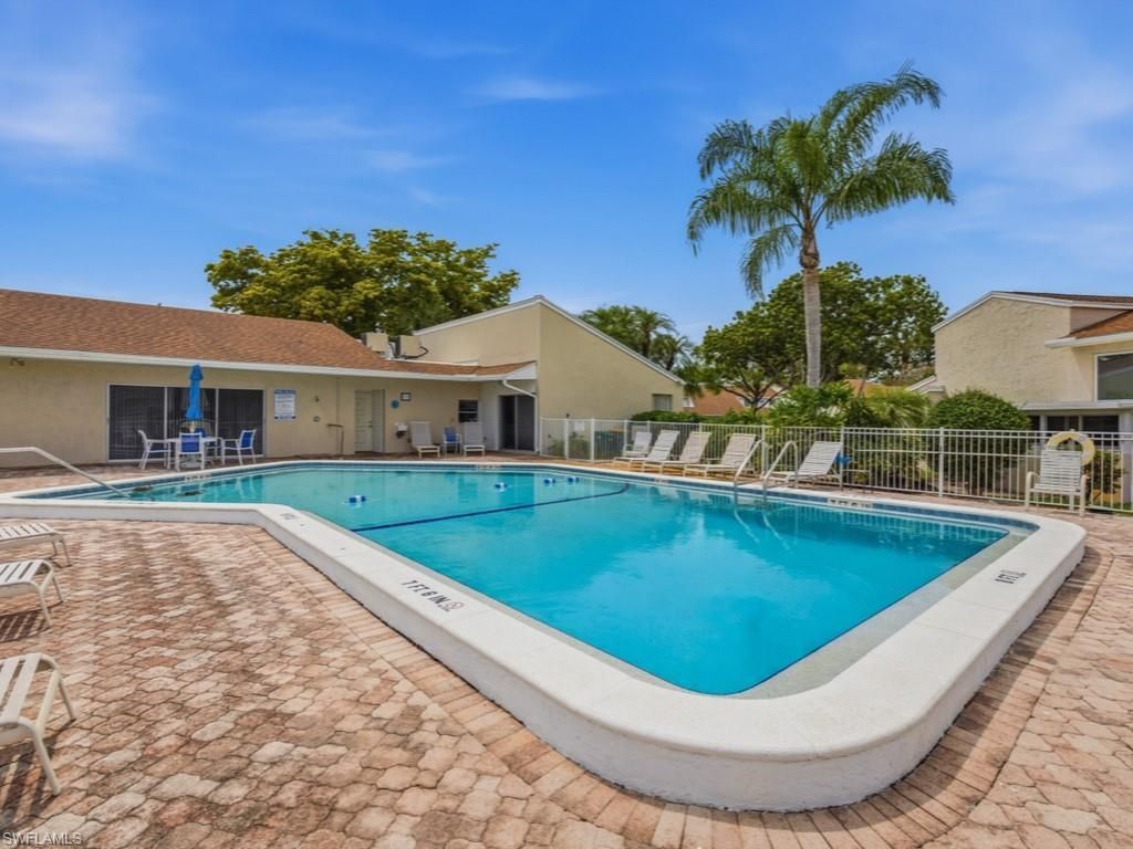 438 Bristle Cone Ln , Unit 20, Naples, FL 34113 Photo