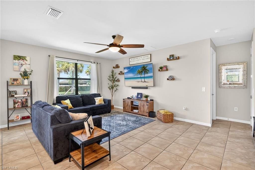 3721 E Hampton Cir, Alva, FL 33920 Photo