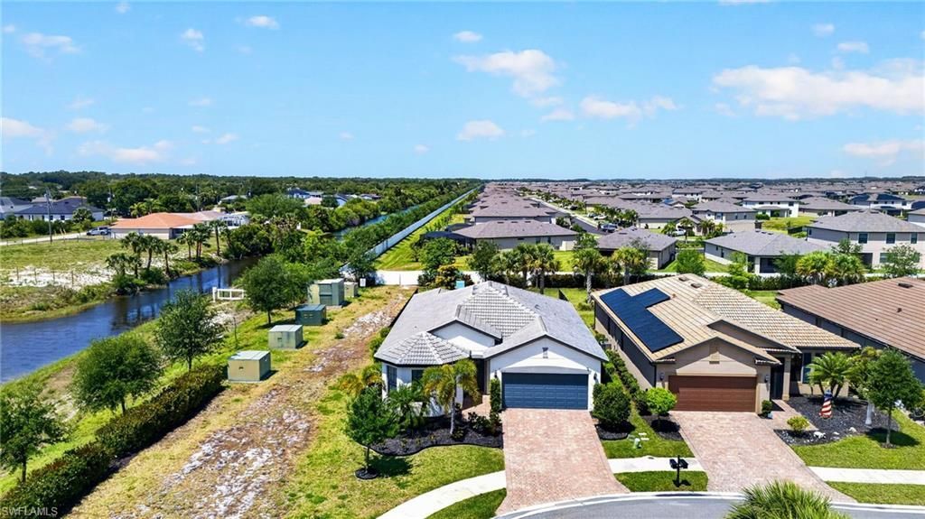 3721 E Hampton Cir, Alva, FL 33920 Photo