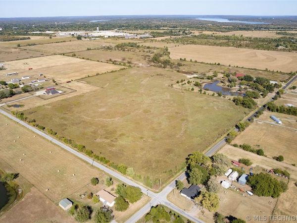 S 280 Road , Wagoner, OK 74467