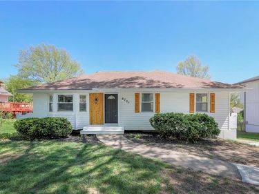 8721 N Campbell Street, Kansas City, MO 64155