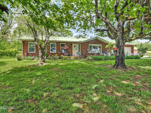 5247 U.S. 127 , Crossville, TN 38571