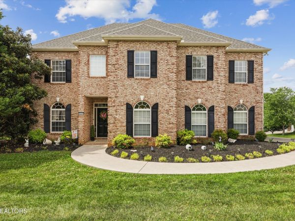 9229 Ridges Meadow Lane, Knoxville, TN 37931