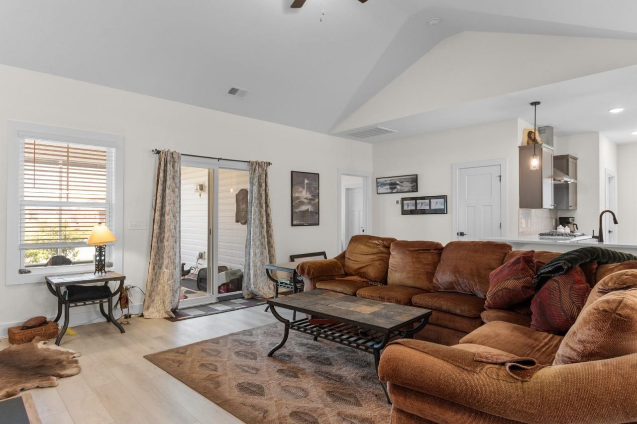 1215 Mill Banks Dr.  Photo 12