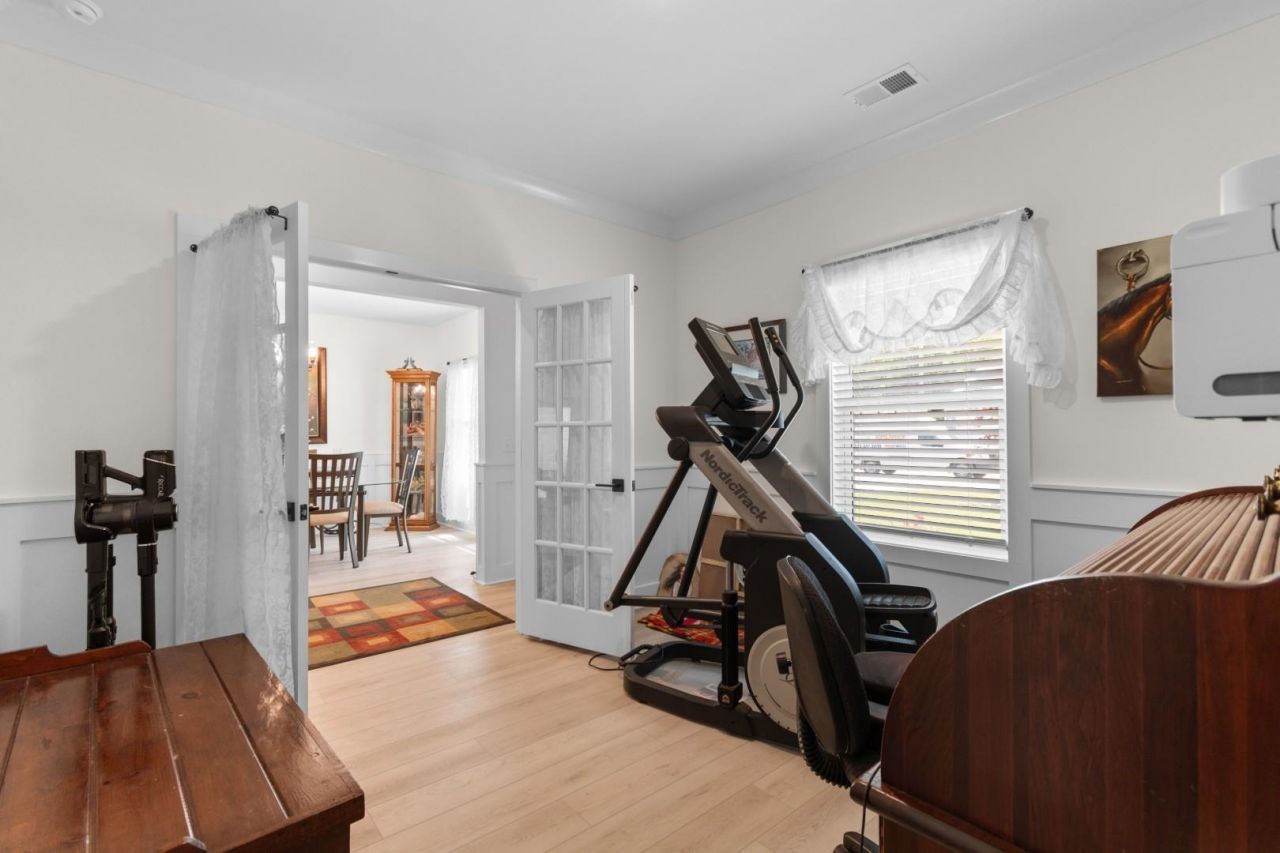 1215 Mill Banks Dr.  Photo 20