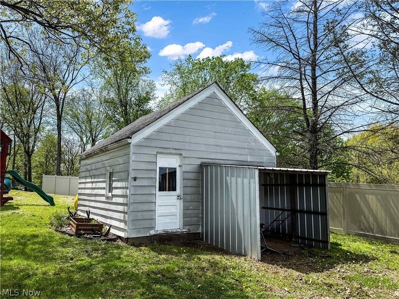 742 E Market Street, Cadiz, OH 43907 Photo 31