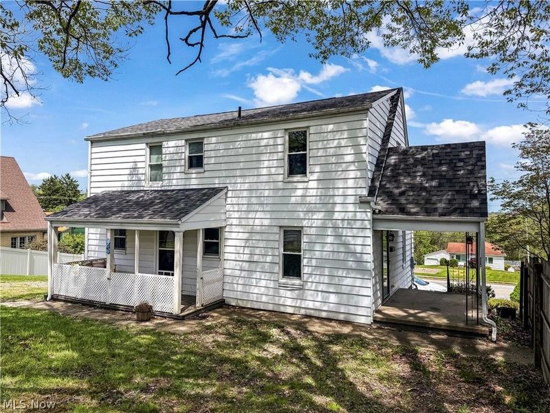 742 E Market Street, Cadiz, OH 43907 Photo 4