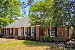 485 Longleaf Drive photo 4