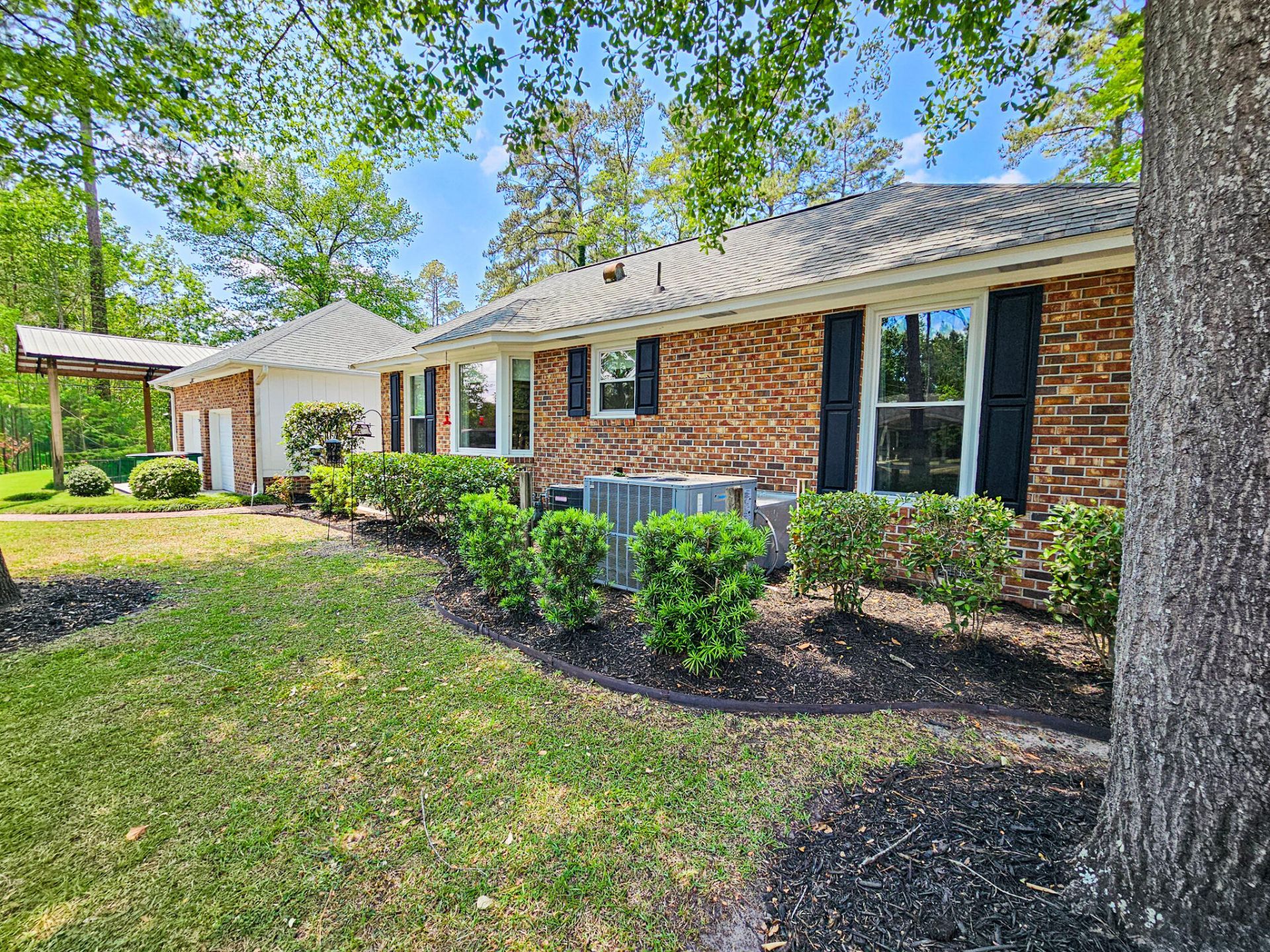 485 Longleaf Drive Photo 9