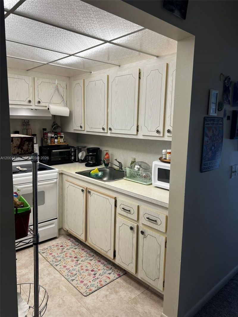 400 Mansfield J , Unit J, Boca Raton, FL 33434 Photo